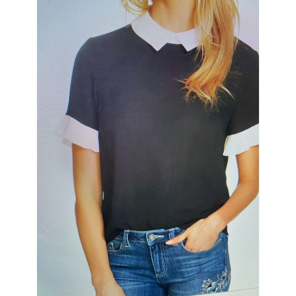 NWOT CeCe Extra small pleat sleeve collar, crêpe blouse